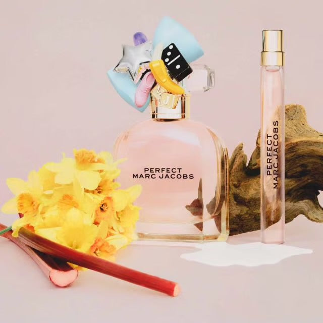 MARC JACOBS PERFECT 3.4 EDP LADY+ 2.5 B/L + MINI TRAVEL SPRAY ( GIFT SET )