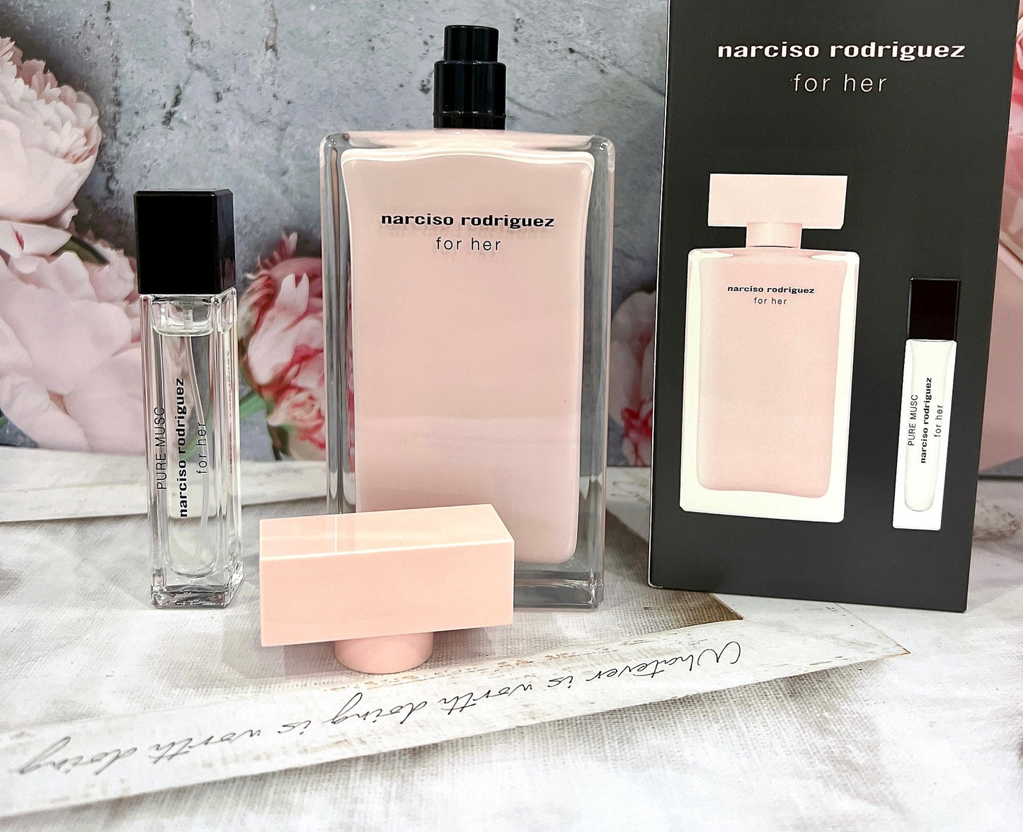 NARCISO RODRIGUEZ 3.4 EDP LADY + MINI TRAVEL SPRAY PURE MUSC ( GIFT SET)