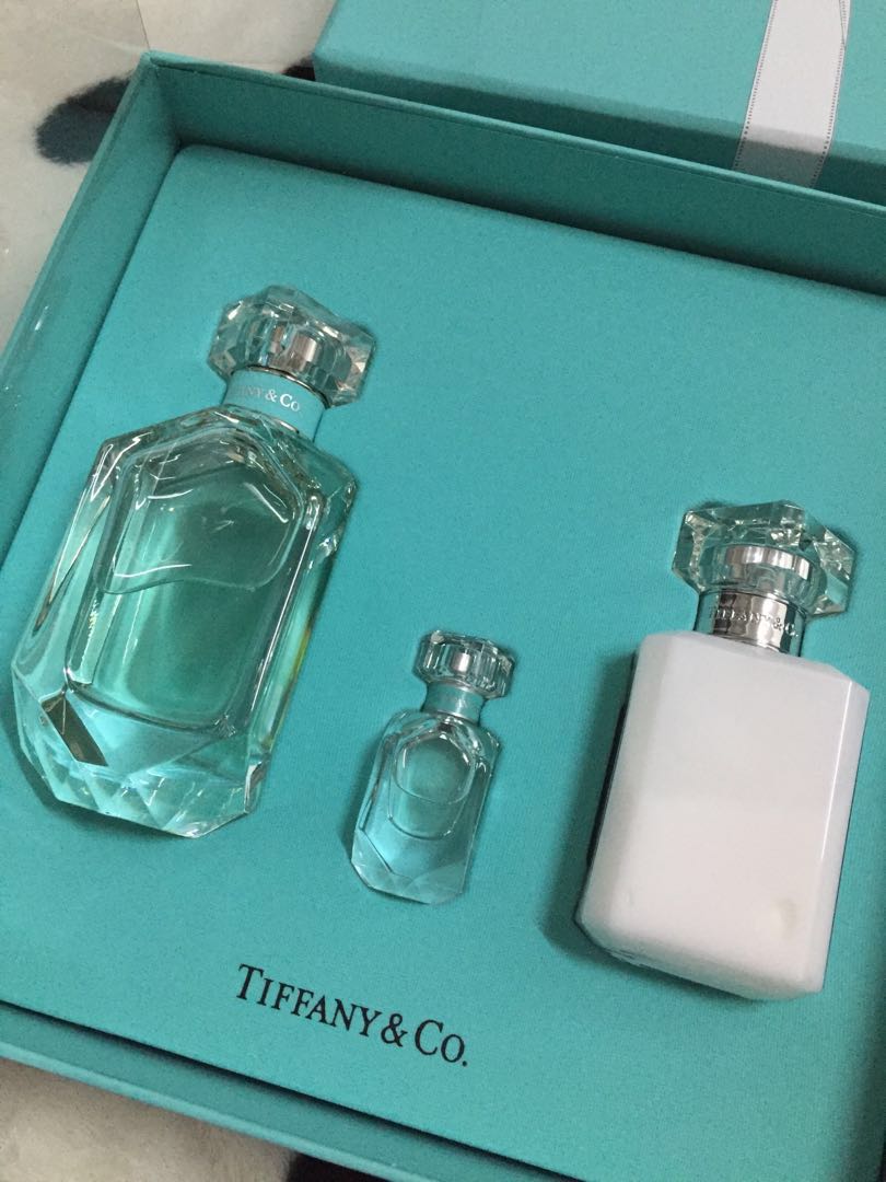 TIFFANY & CO 2.5 EDP LADY + 3.4 B/L + MINI TRAVEL SPRAY ( GIFT SET )