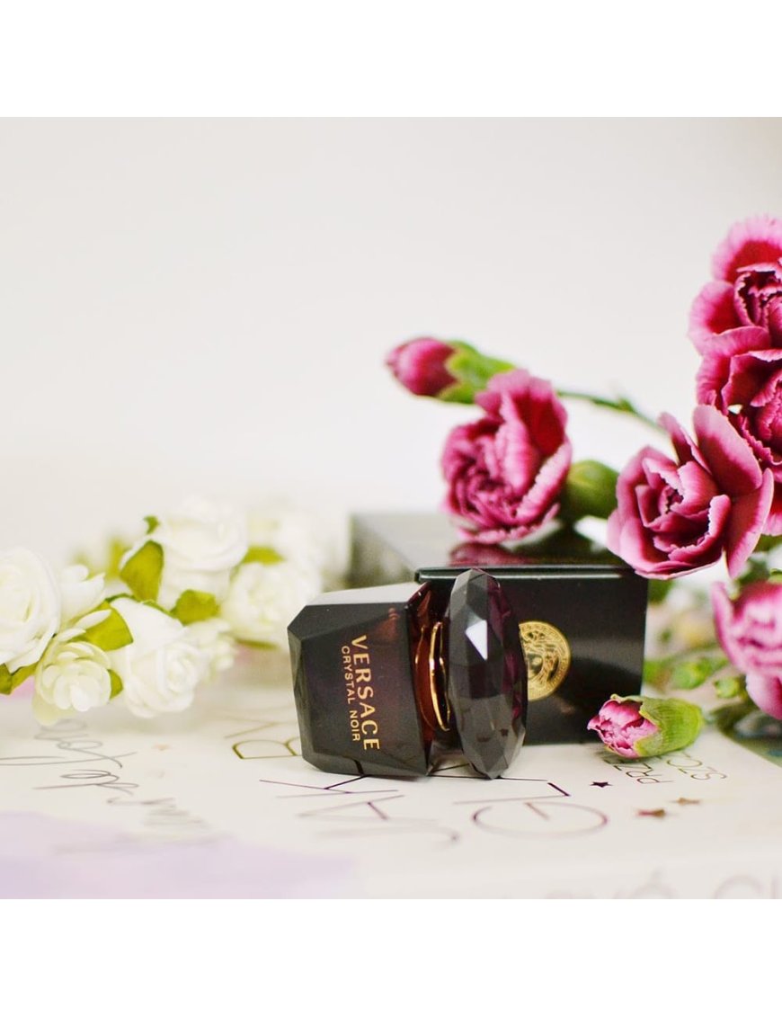 VERSACE CRYSTAL NOIR 3.0 EDP LADY